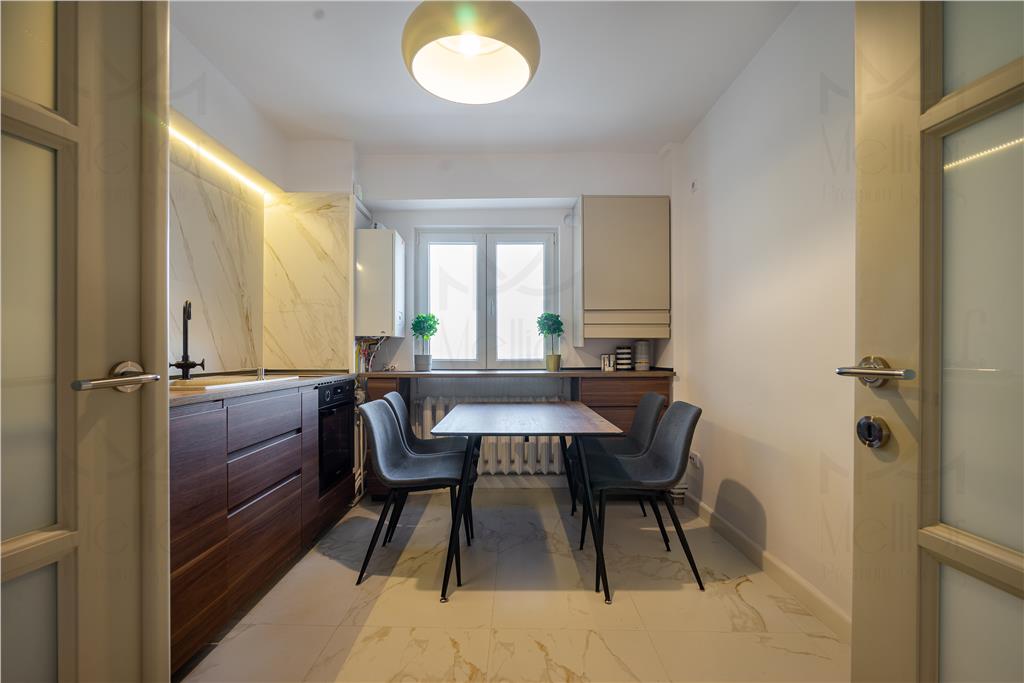 ✅ Apartament superb cu 4 camere decomandat, 92 mp, complet renovat, zona centrala, Pta Cipariu!