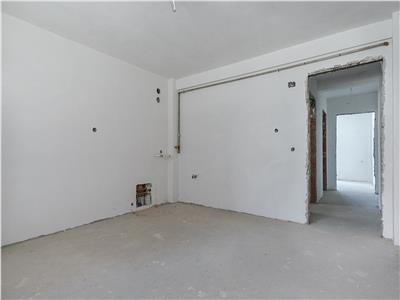 Apartament 2 camere + dressing, balcon, semifinisat, 150 m de intrarea in Borhanci!