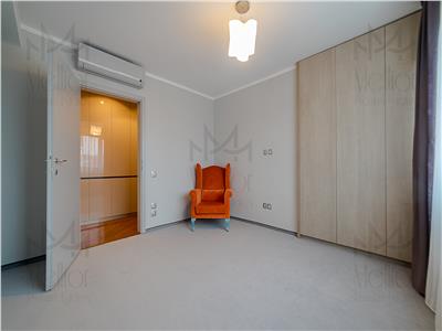 Apartament exclusivist cu 3 camere in Andrei Muresanu!